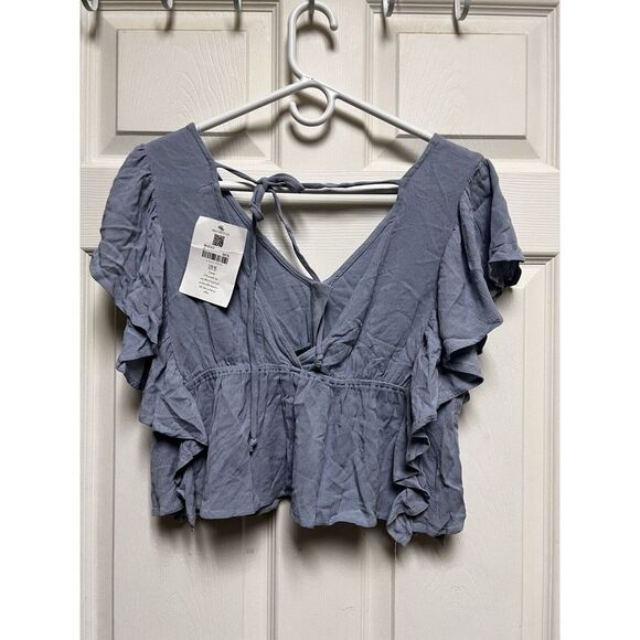CNV) NWT Altar'd State XS Blouse Top Ruffle Blue‎ Short Sleeve Peplum V Back New - Picture 4 of 7